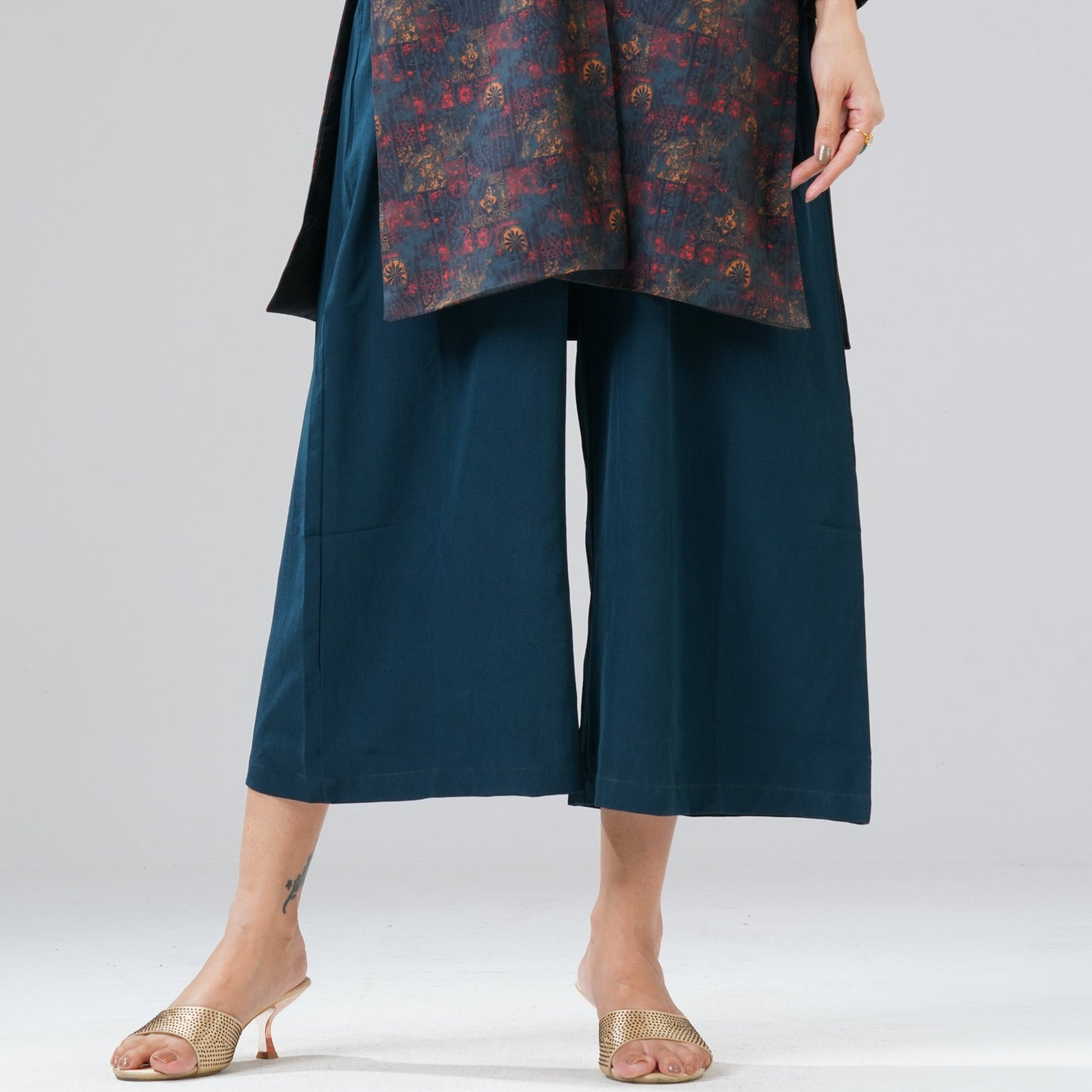 Women Green Ethnic Two Piece Set