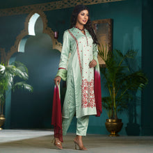 Load image into Gallery viewer, Women Pistachio Green Ethnic Set
