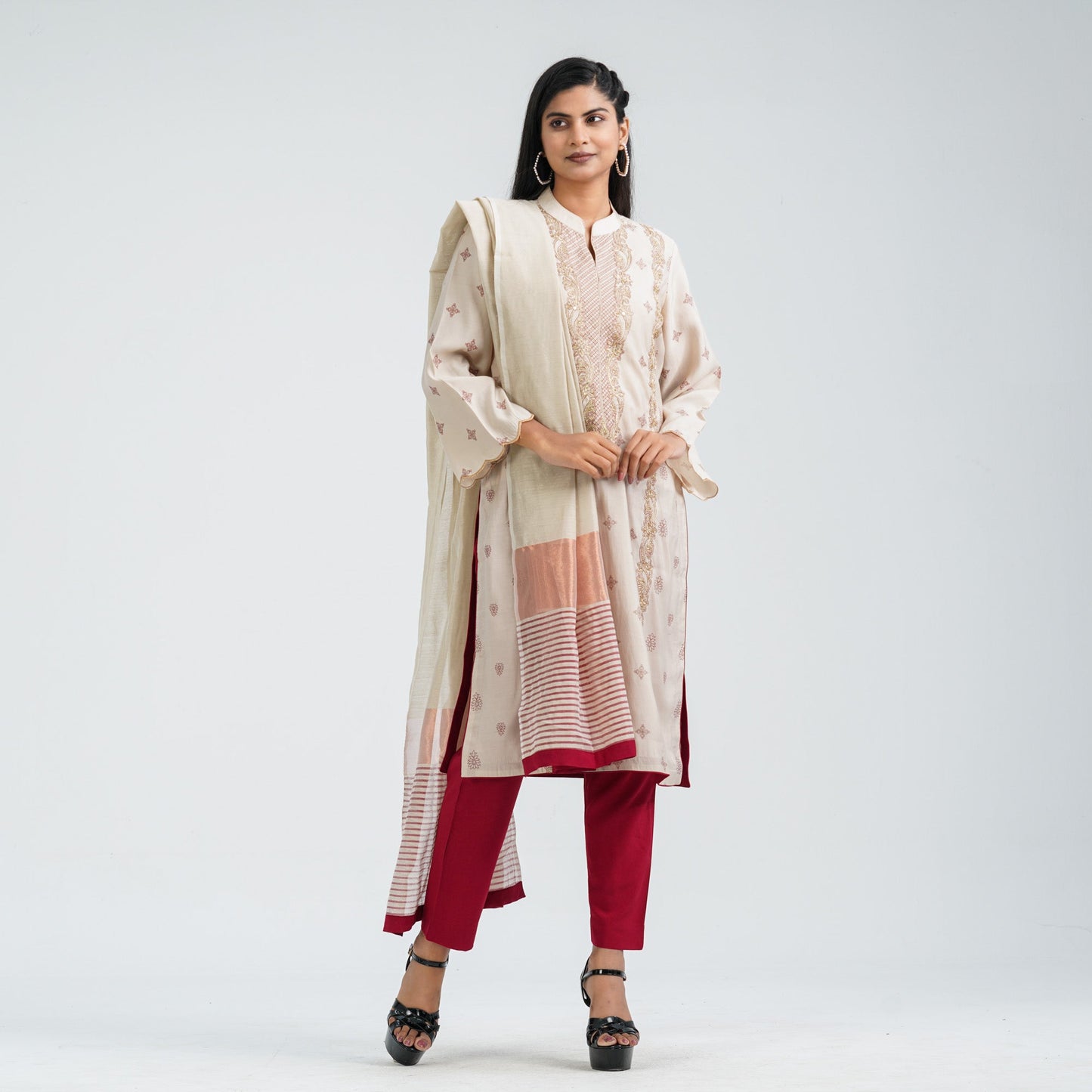 Womenâ€™s Silk Embroidery Three Piece Set