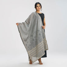 Load image into Gallery viewer, Women&#39;s Grey Screen Printed Ethnic Orna
