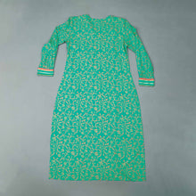 Load image into Gallery viewer, Women Green Screen Print Kurti
