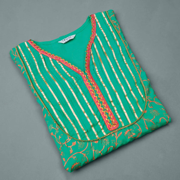 Women Green Screen Print Kurti