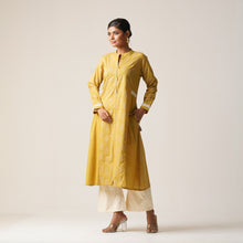 Load image into Gallery viewer, ETHNIC AVERAGE KURTI-OLIVE
