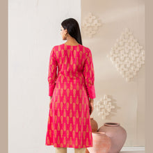 Load image into Gallery viewer, Women’s Cotton Pink Kurti
