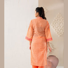 Load image into Gallery viewer, Women Coral Grace Kurti
