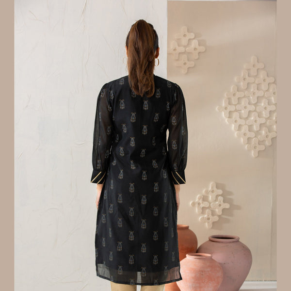 Womens Black High-Range Kurti