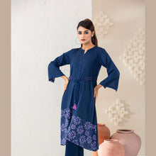 Load image into Gallery viewer, Womens Navy Fusion Kurti
