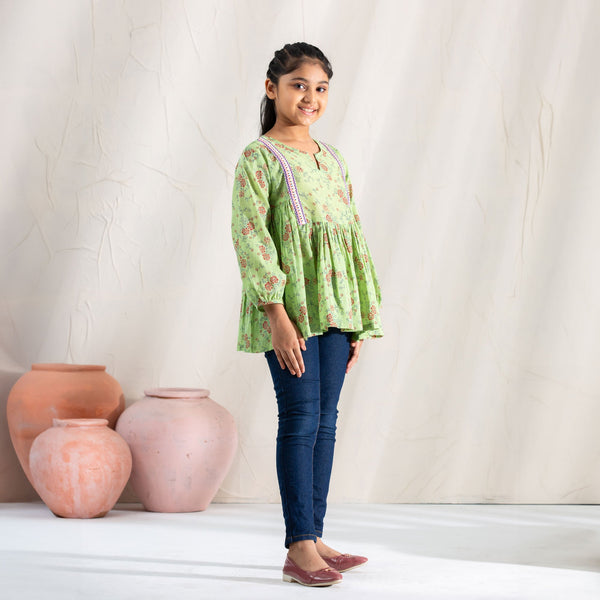 Girls Teen Green Floral Tunic