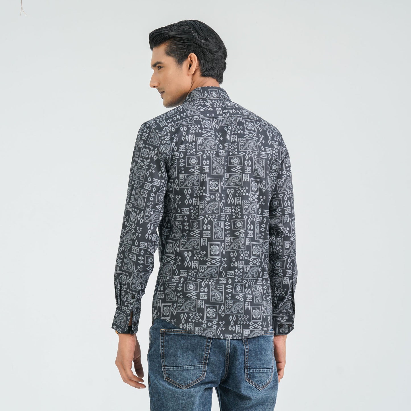 Menâ€™s Black Casual Shirt