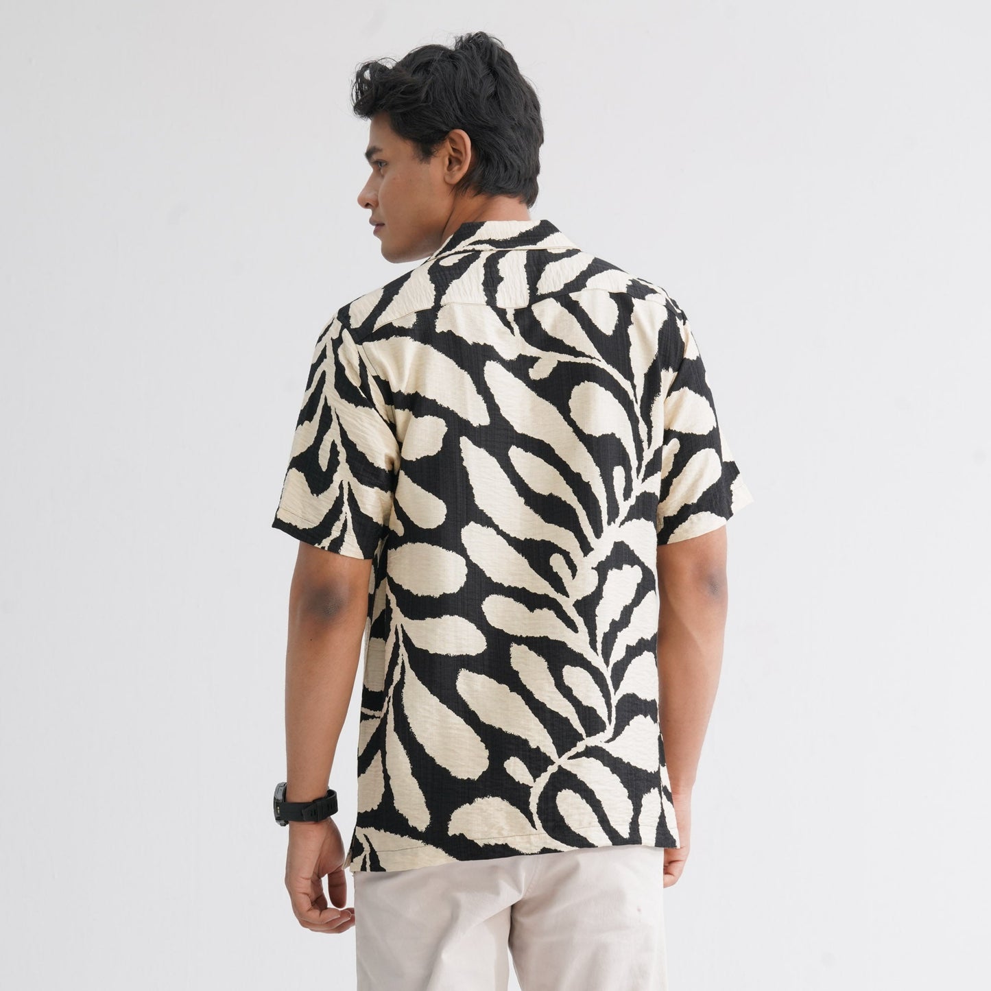 Menâ€™s Black Cream Casual Shirt
