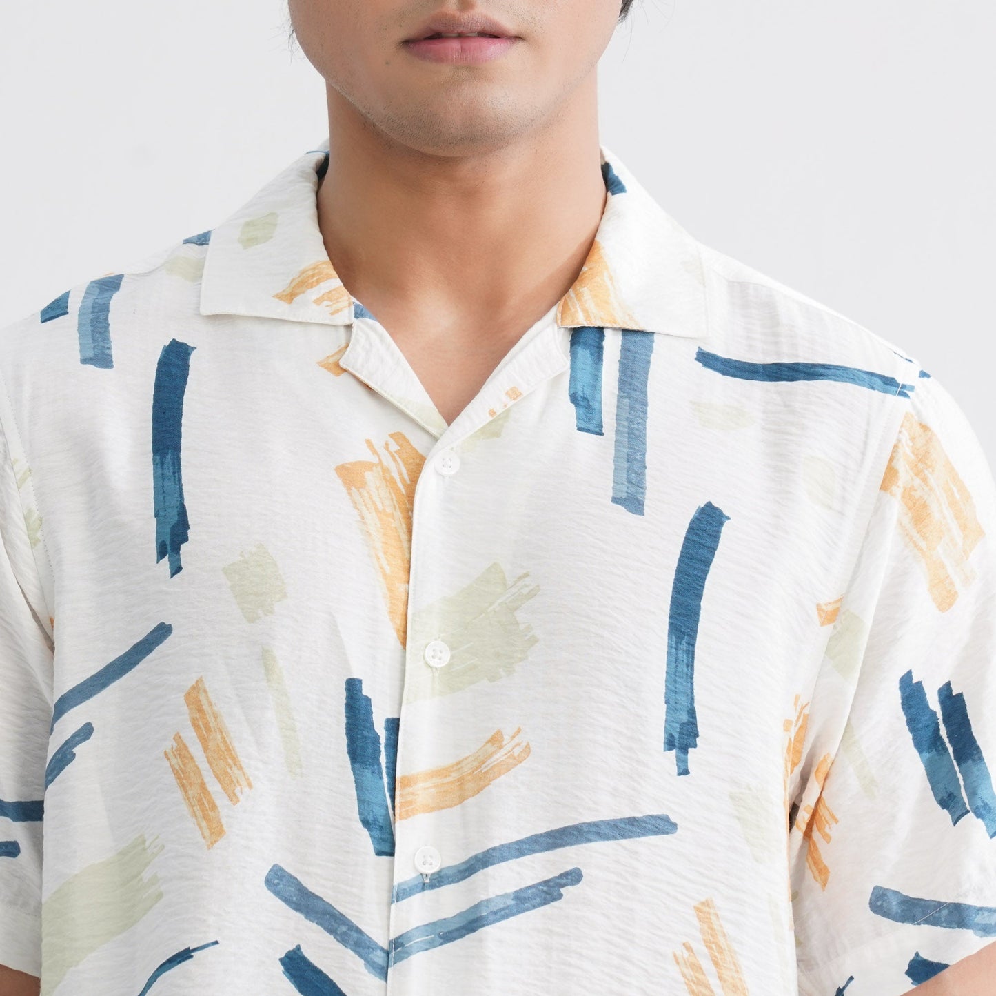 Menâ€™s White Blended Casual Shirt