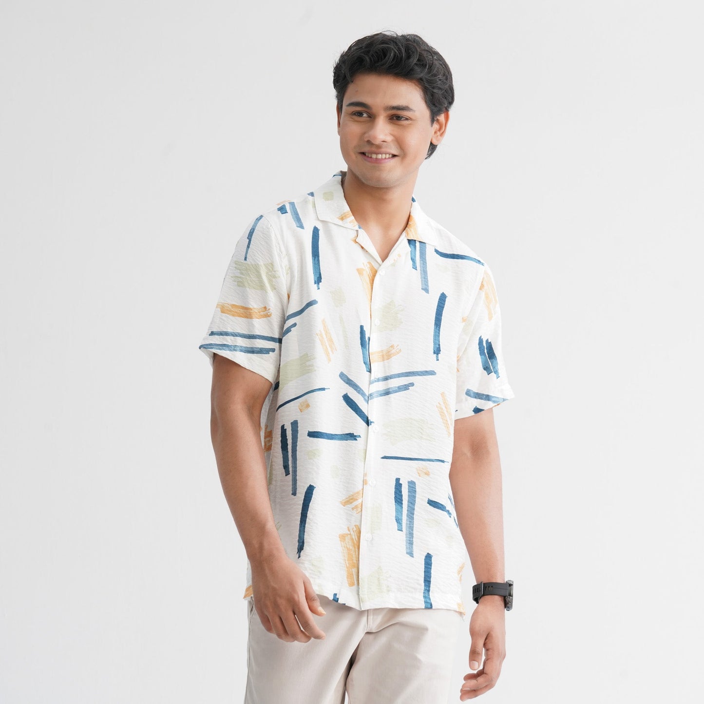 Menâ€™s White Blended Casual Shirt