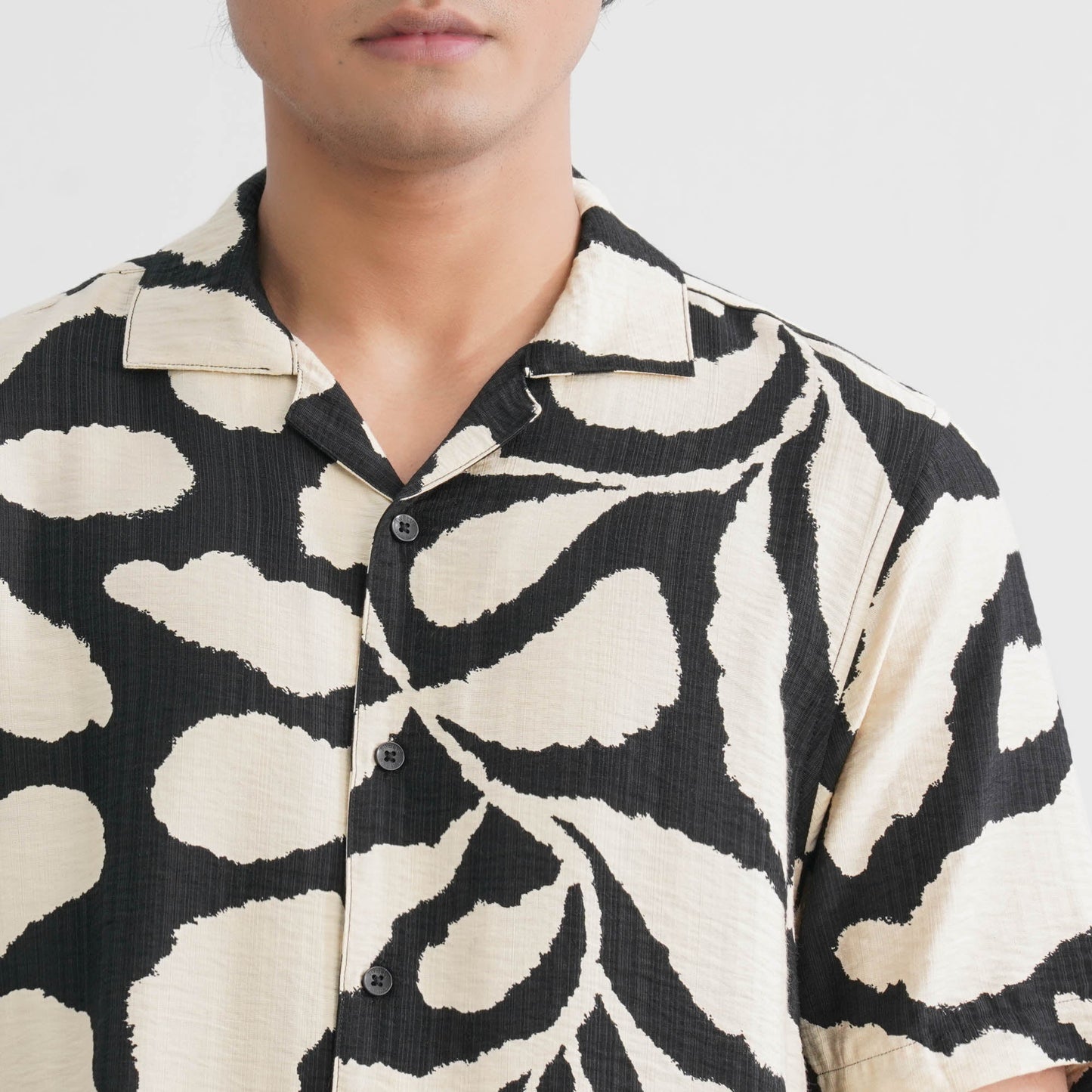 Menâ€™s Black Cream Casual Shirt