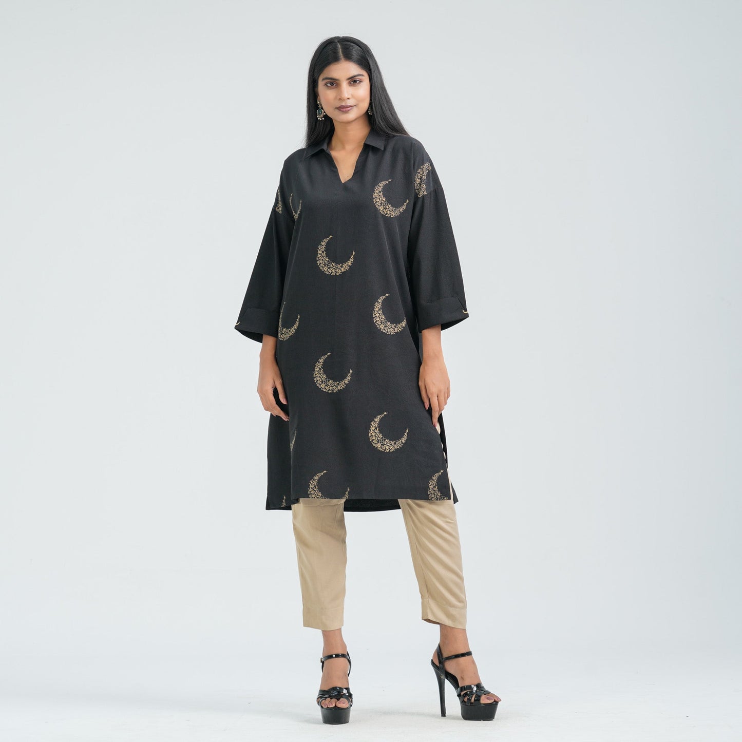 Women’s Black Blended Silk Kurti