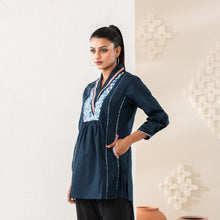 Load image into Gallery viewer, ETHNIC TOP-NAVY
