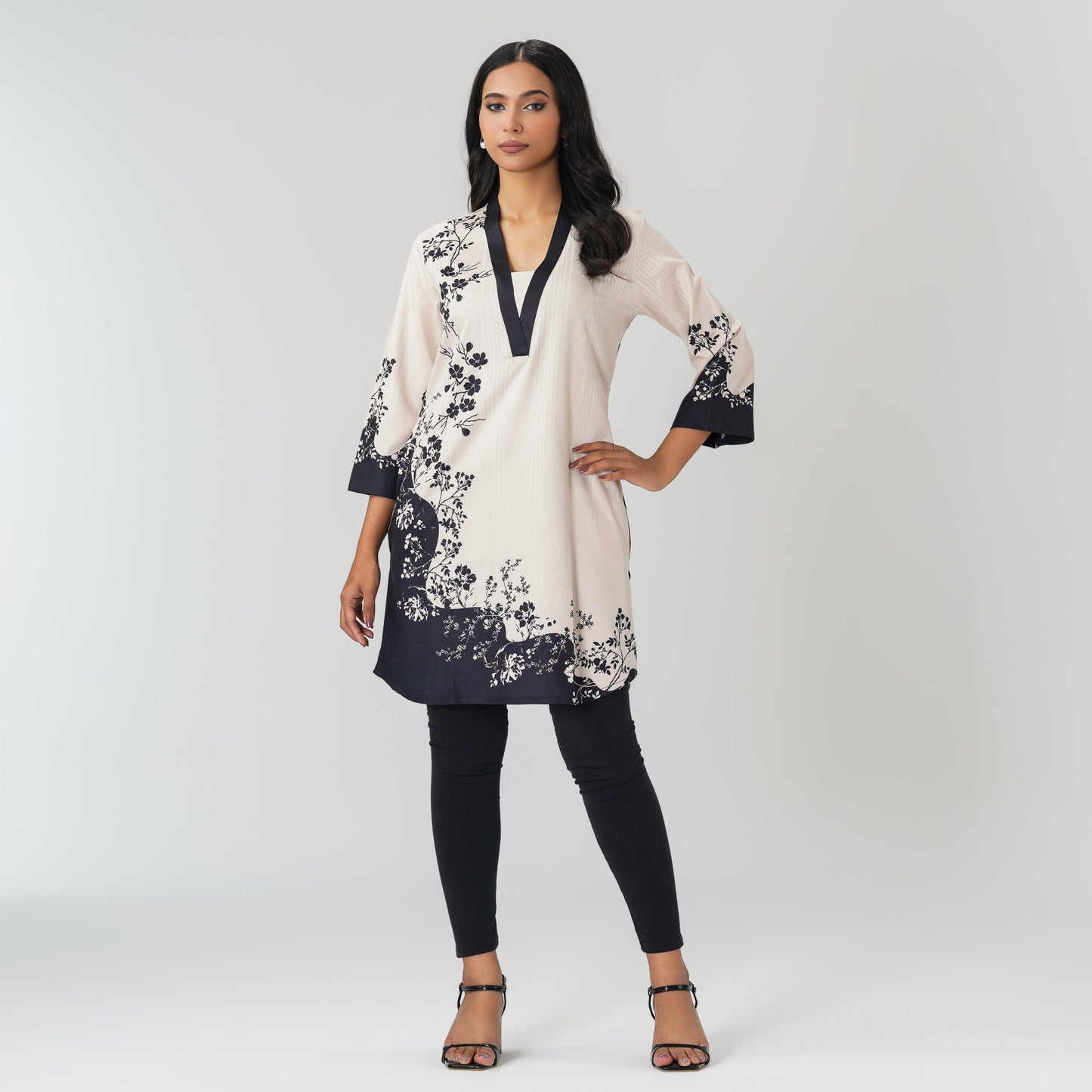 Womens Black & White Printed Tunic