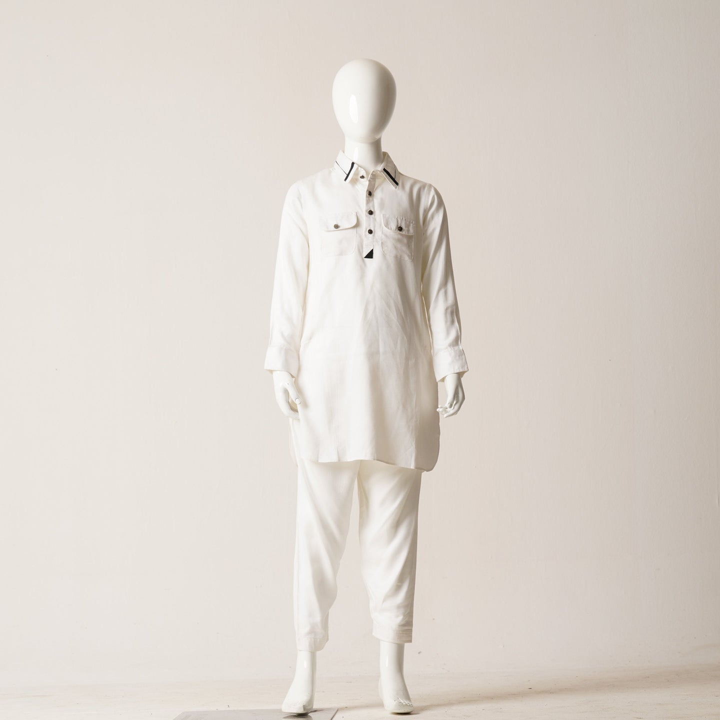 BOYS KABLI-WHITE 1