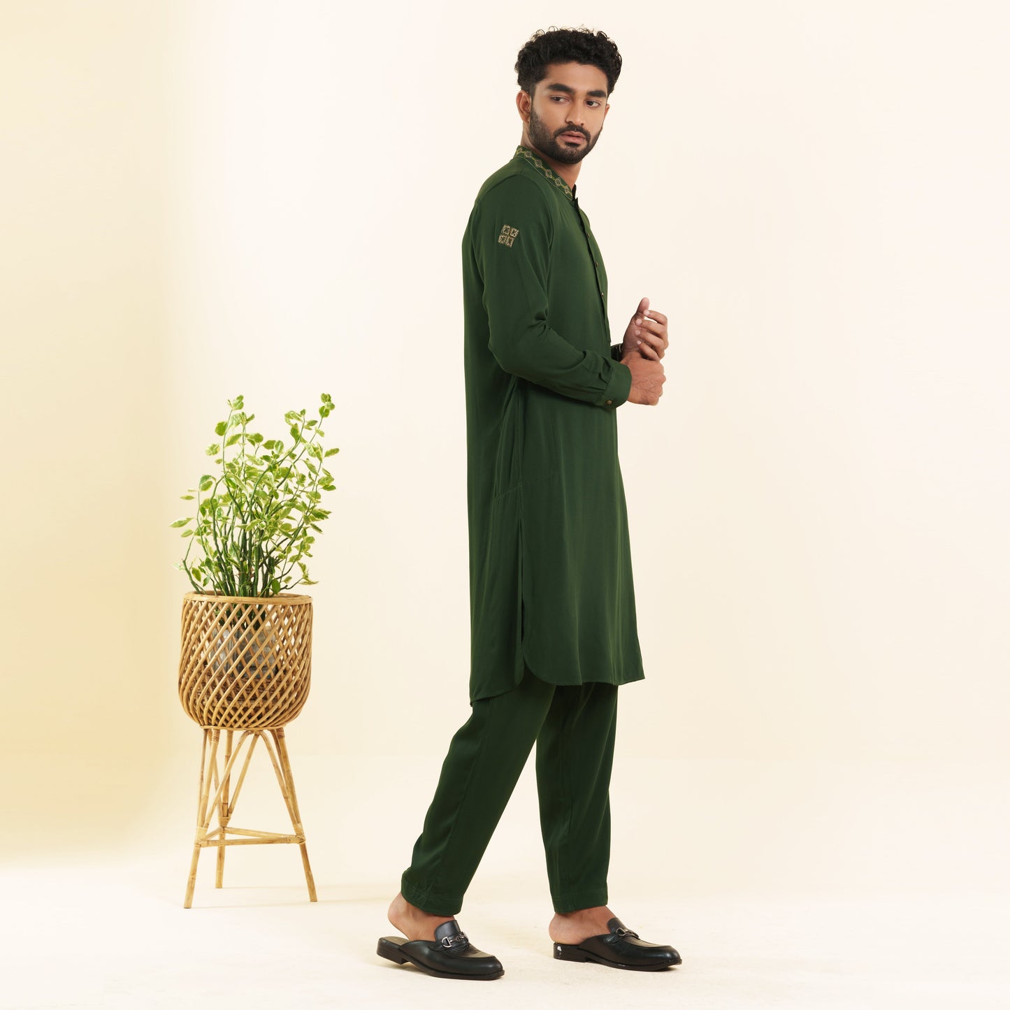 Men's Green  Embroidery Kabli Set