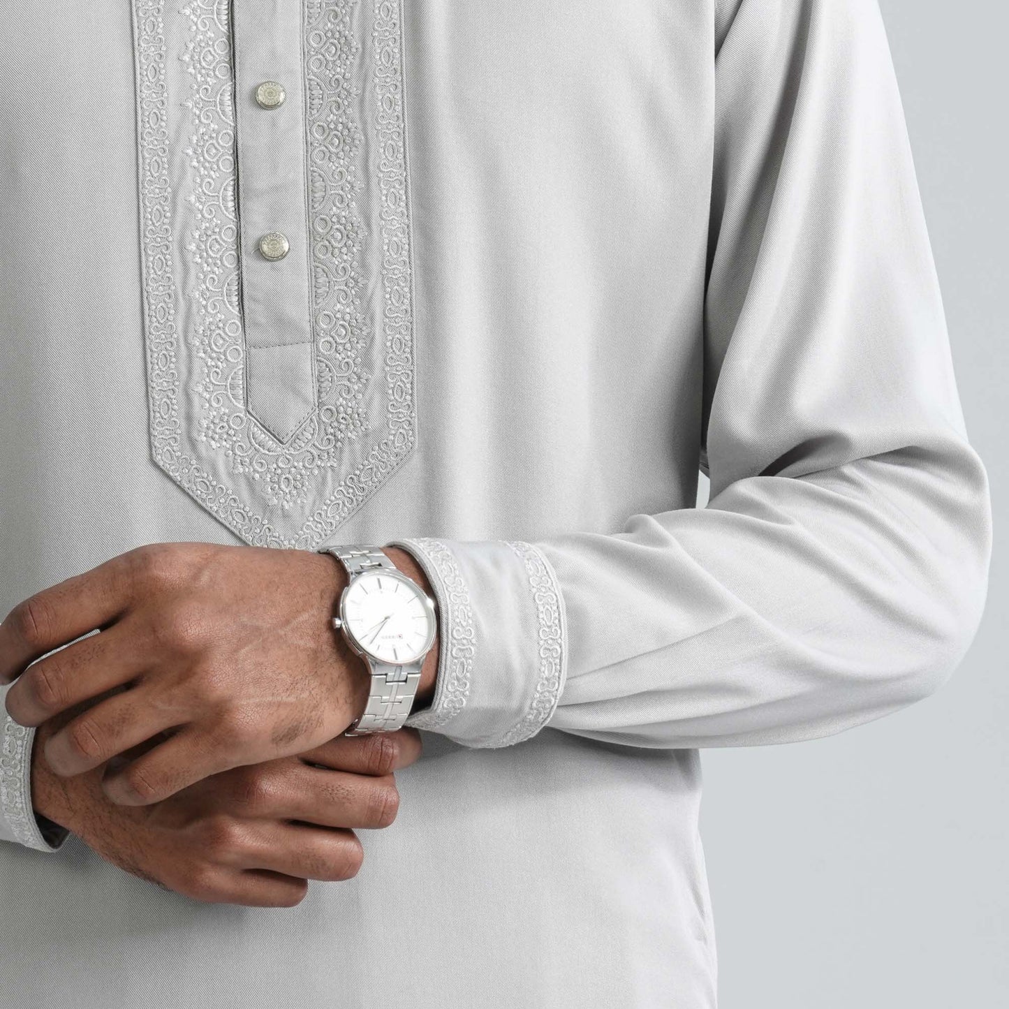 Men’s Silver Embroidered Kabli