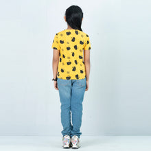 Load image into Gallery viewer, Girls&#39; Yellow Corded Print Tee
