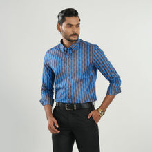 Load image into Gallery viewer, Men&#39;s Blue Check Formal Shirt
