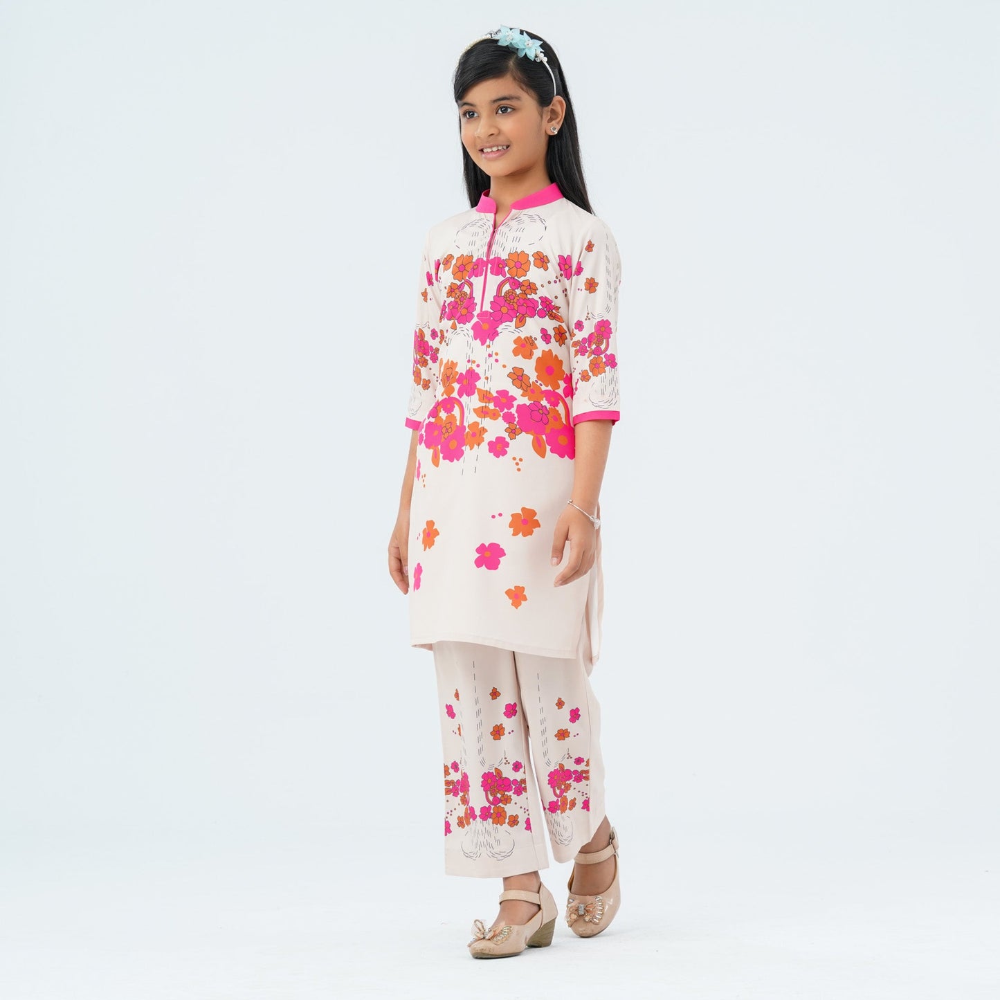 Girl’s Beige Two Piece Set