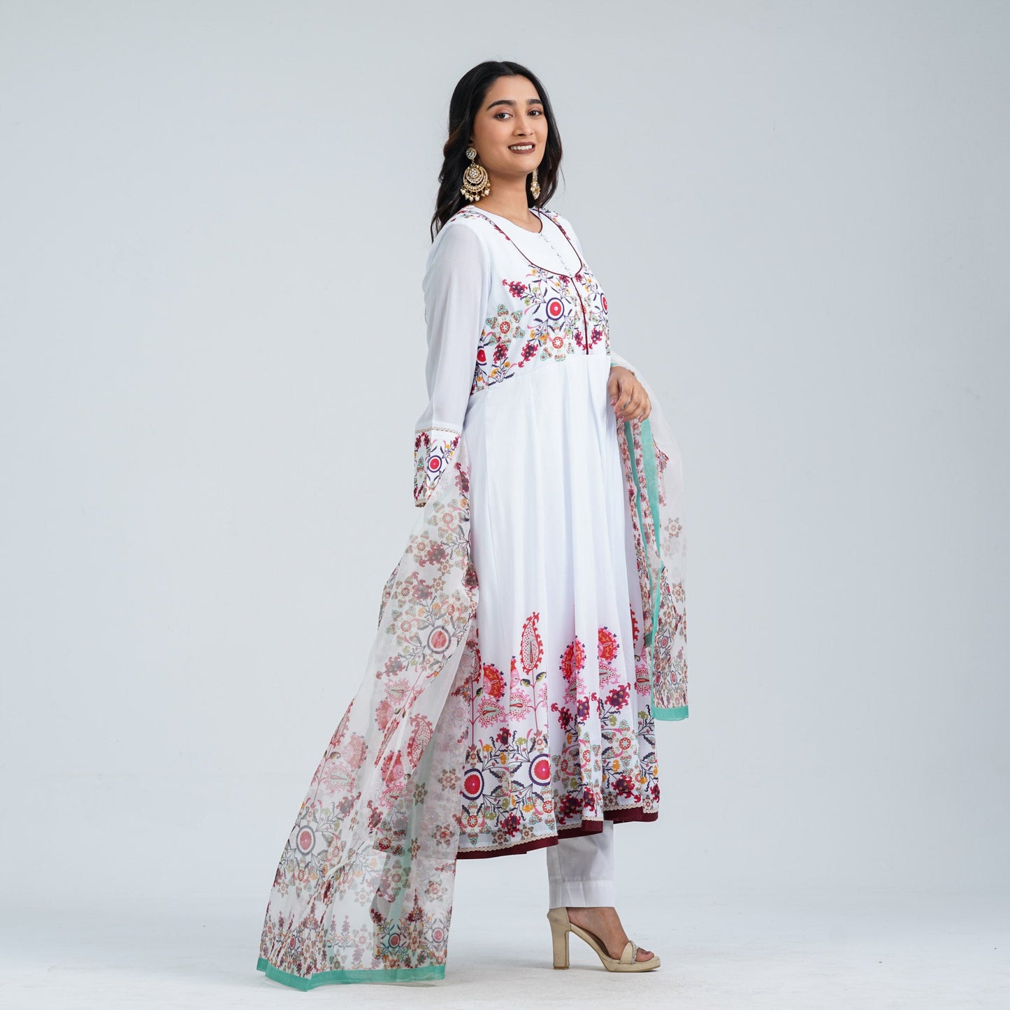 Womenâ€™s Floral Georgette Three Piece Set