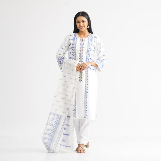 Womenâ€™s Off-White Three-Piece Set