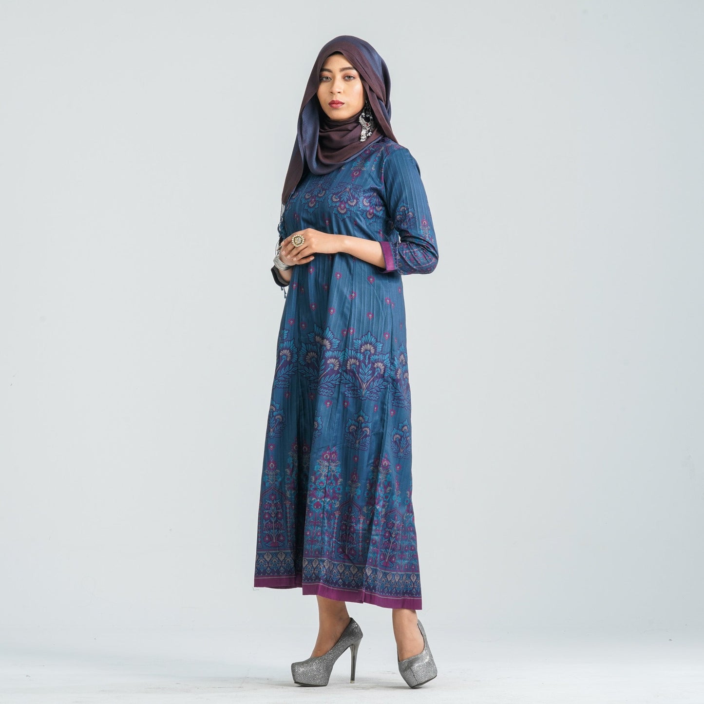 Women Blended Silk Gown