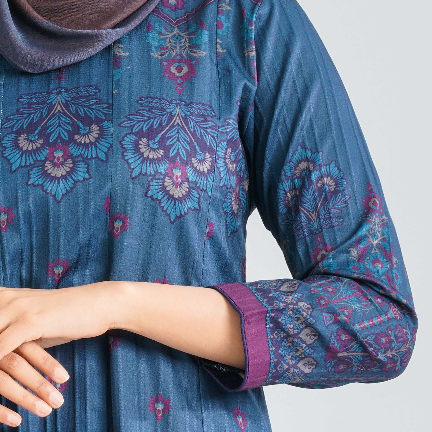 Women Blended Silk Gown