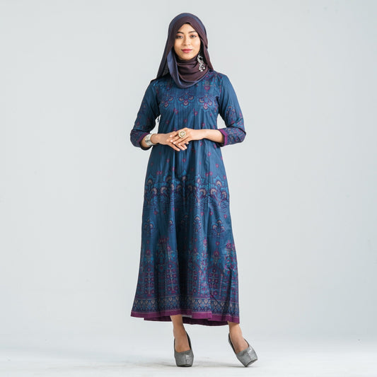 Women Blended Silk Gown