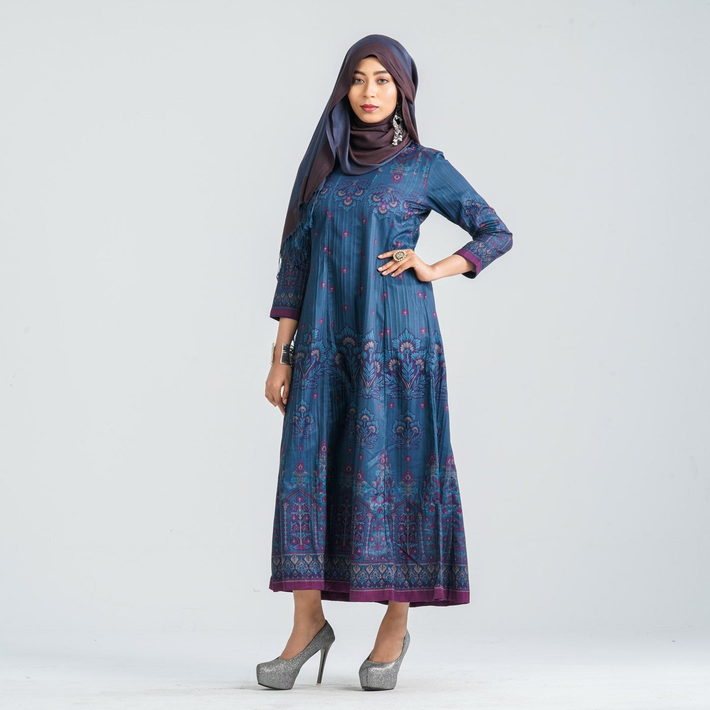 Women Blended Silk Gown