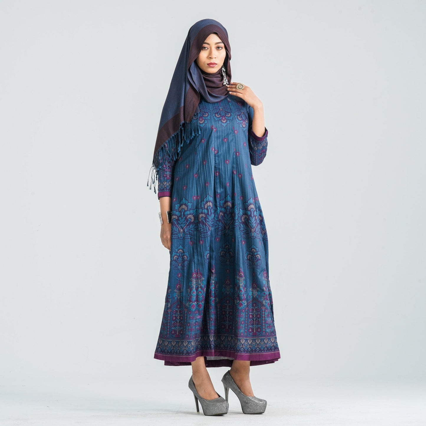 Women Blended Silk Gown