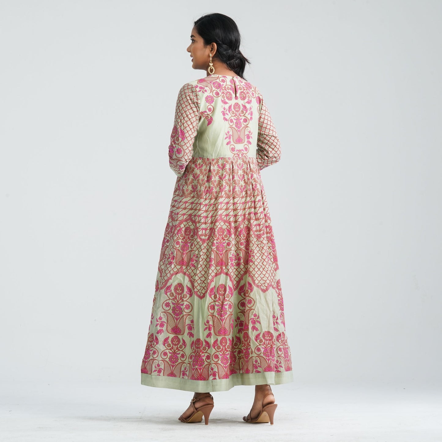 Women Blended Silk Gown