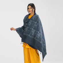 Load image into Gallery viewer, Women&#39;s Charcoal Cotton Shawl
