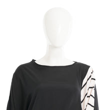 Load image into Gallery viewer, Womens Black Boxy Top
