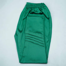 Load image into Gallery viewer, Women’s Green Silk Bottom
