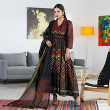 Load image into Gallery viewer, ETHNIC SUPER PREMIUM GOWN-MULTI COLOR
