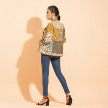 Load image into Gallery viewer, Ladies Jacket- Olive Printed
