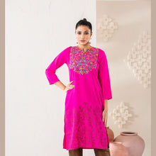 Load image into Gallery viewer, Women Pink Screen Print Kurti
