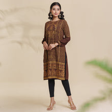 Load image into Gallery viewer, Women Brown Screen Print Kurti
