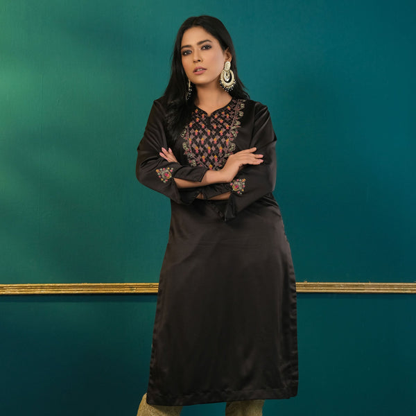 ETHNIC HIGH RANGE KURTI-BLACK