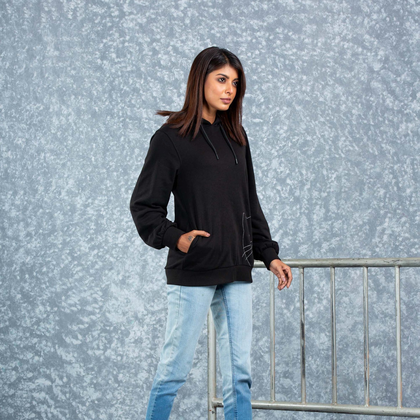 LADIES HOODIE- BLACK