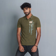 Load image into Gallery viewer, Men’s Olive Print Polo
