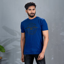 Load image into Gallery viewer, Men&#39;s Blue Chest Print T-Shirt
