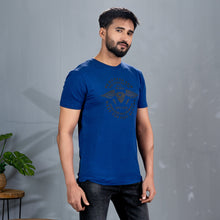 Load image into Gallery viewer, Men&#39;s Blue Chest Print T-Shirt
